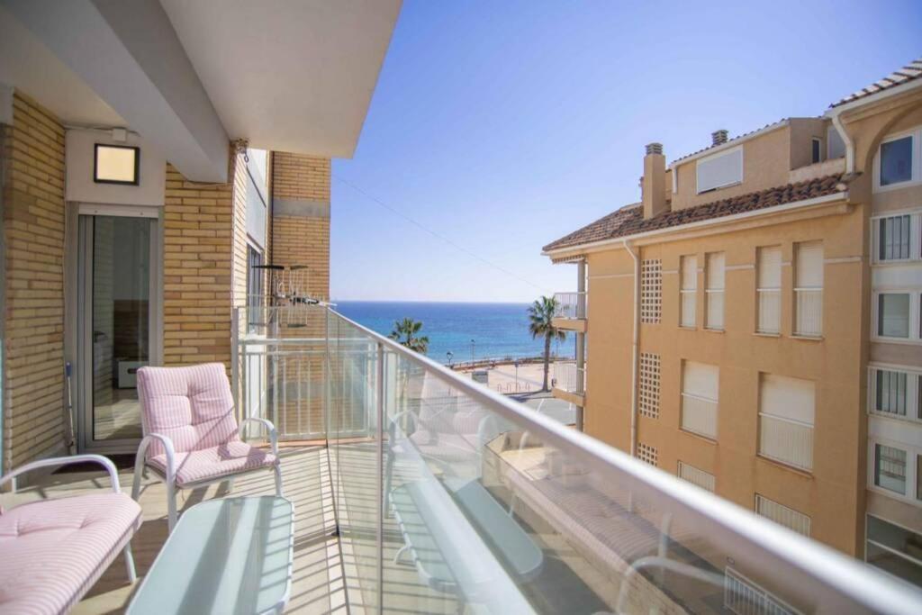 Beautiful Two Bedroom Apartment Next To The Beachfront Torre de la Horadada Exterior photo
